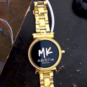 Michale kors softie 6154 smart watch